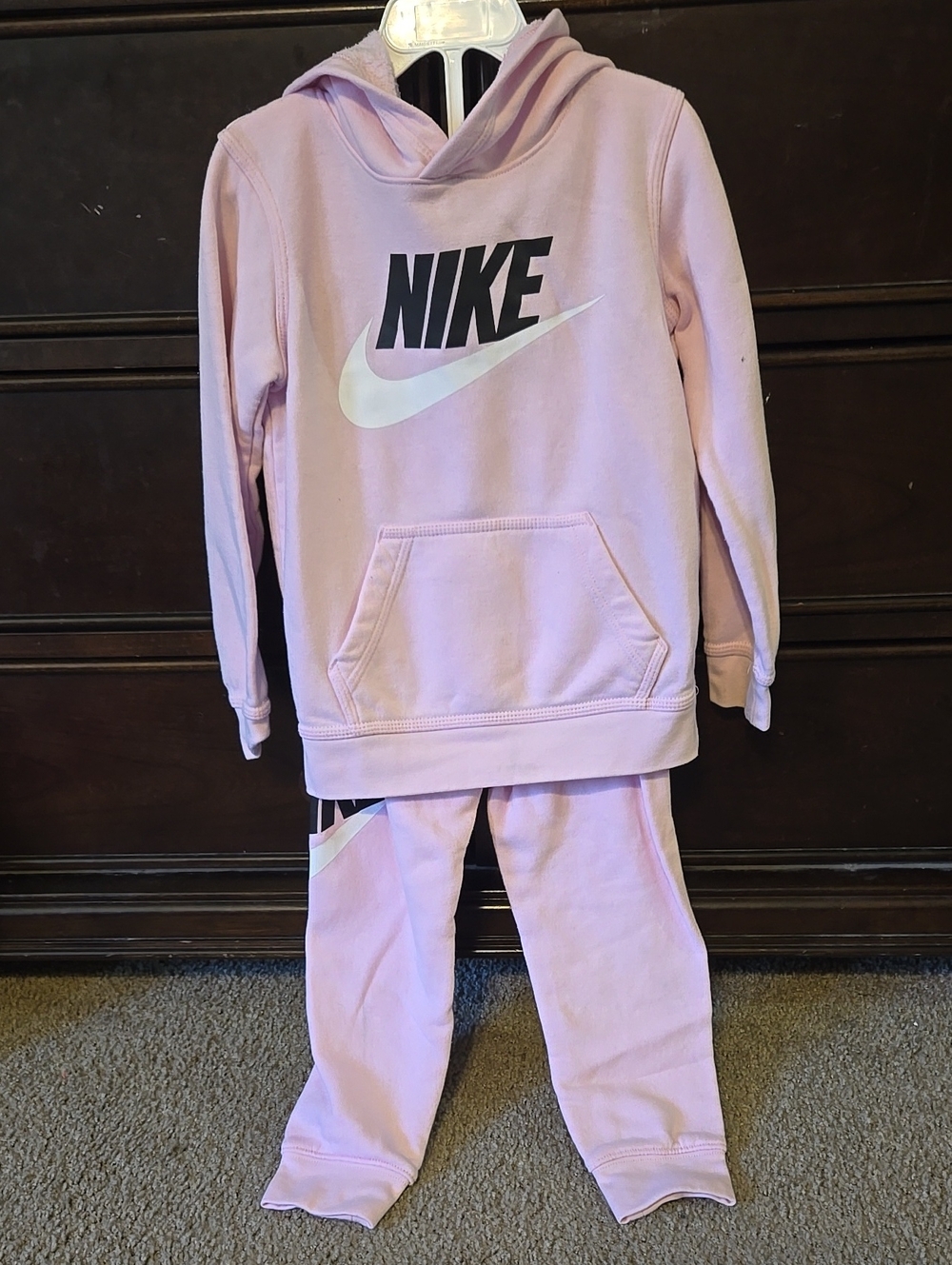 Girls Size 5 Light Pink Nike Hoodie & Joggers Set